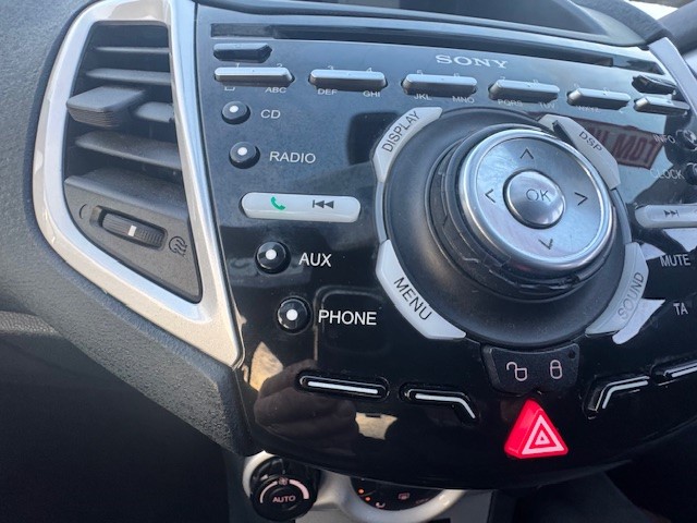 Used Ford Fiesta 2011 for sale - 76825694: Photo 12