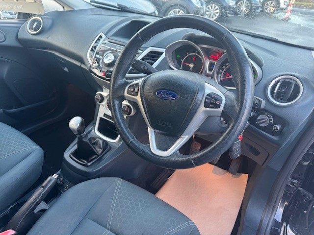 Used Ford Fiesta 2011 for sale - 76825694: Photo 15
