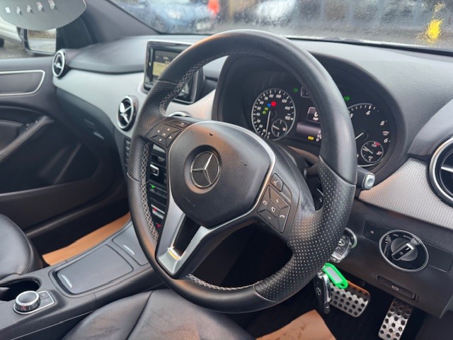 Used Mercedes-Benz B Class 2014 for sale - 76825687: Photo 15