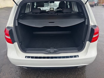 Used Mercedes-Benz B Class 2014 for sale - 76825687: Photo