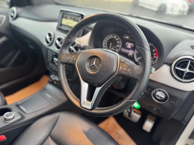 Used Mercedes-Benz B Class 2014 for sale - 76825687: Photo 7