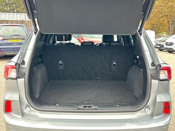 Used Ford Kuga 2022 for sale - 76232787: Photo 17