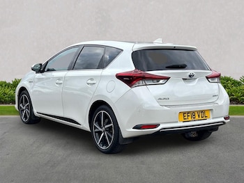 Used Toyota Auris 2018 for sale - 76212002: Photo 2