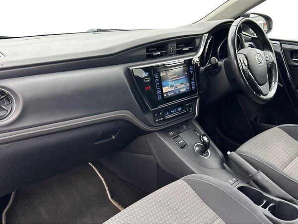 Used Toyota Auris 2018 for sale - 76212002: Photo 7
