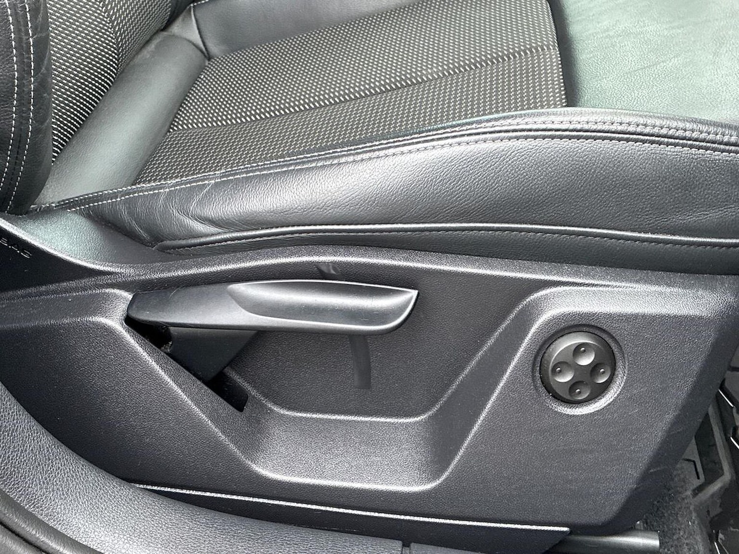 Used Audi Q2 2021 for sale - 77916146: Photo 30