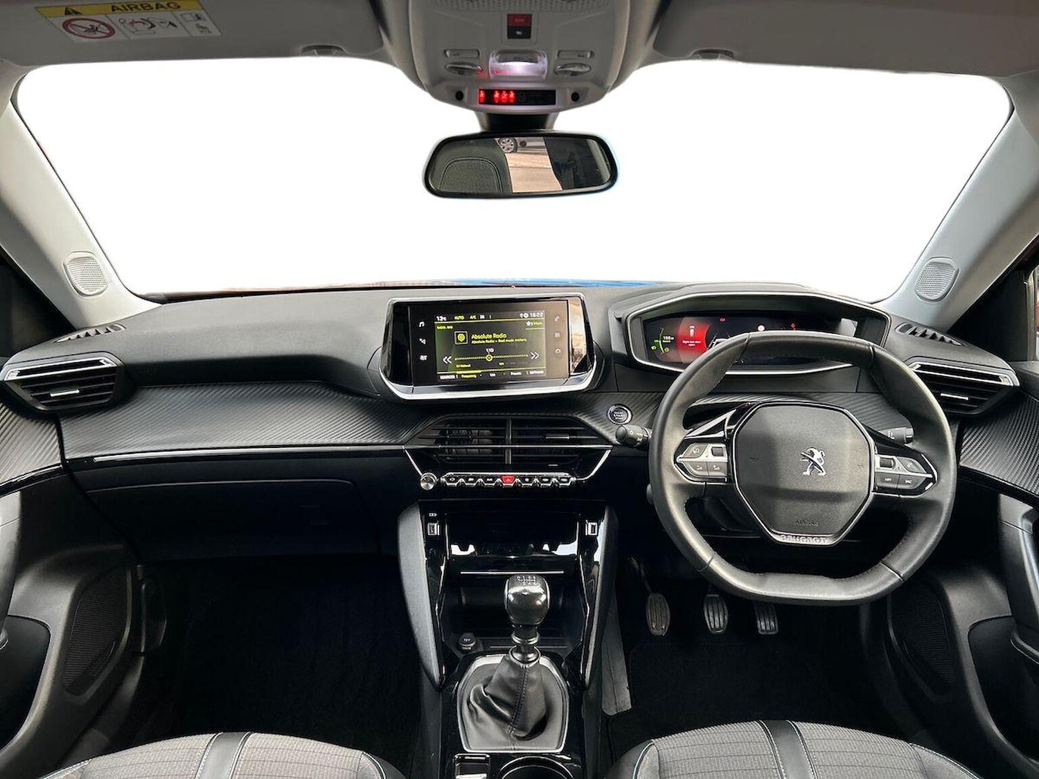 Used Peugeot 2008 2021 for sale - 76521025: Photo 8