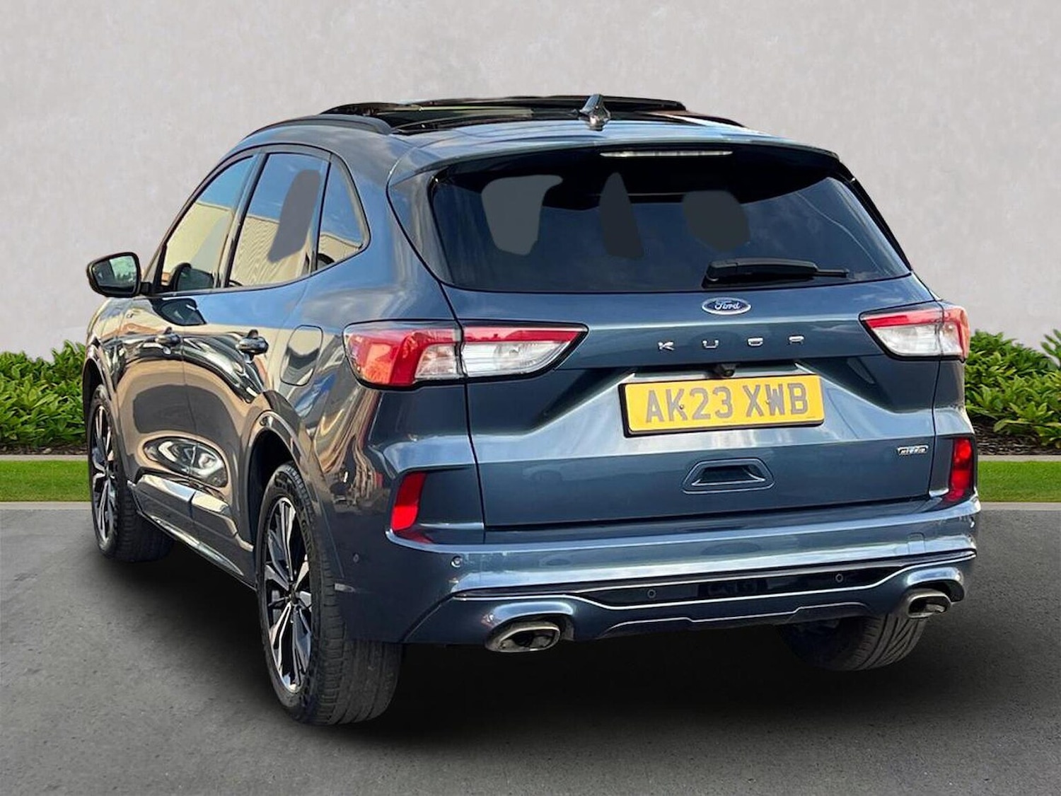 Used Ford Kuga 2023 for sale - 75975391: Photo 2