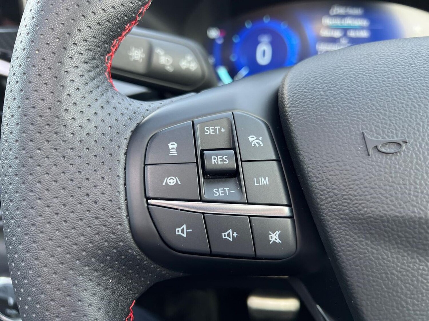 Used Ford Kuga 2023 for sale - 75975391: Photo 26