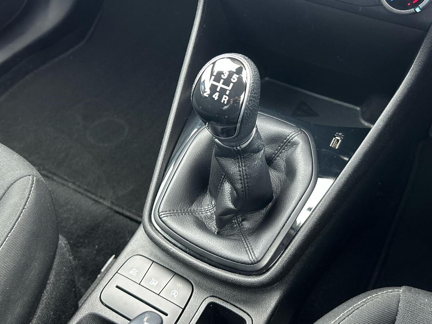 Used Ford Fiesta 2019 for sale - 76589153: Photo 25