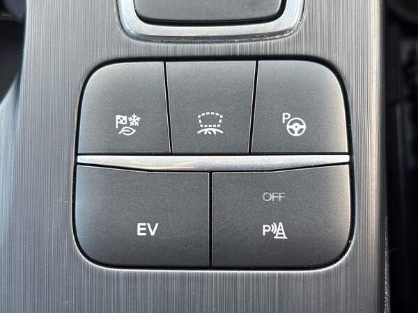 Used Ford Kuga 2022 for sale - 75956396: Photo 22