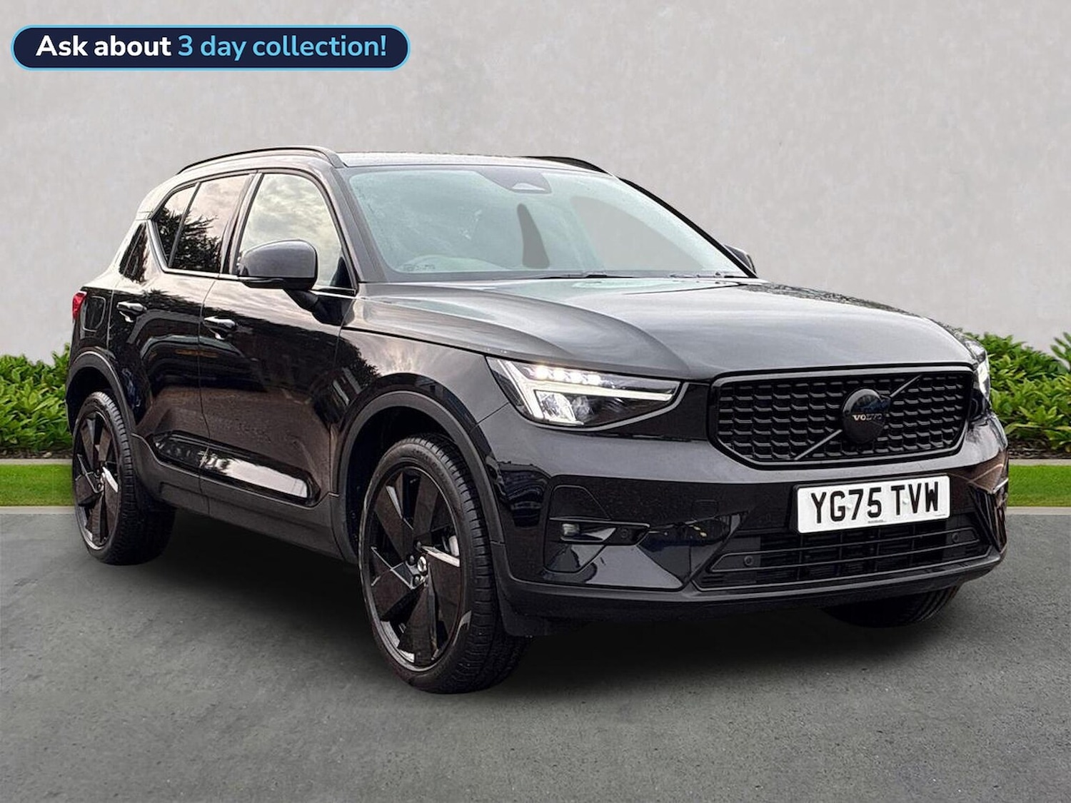 Used Volvo XC40 2025 for sale - 76963459: Photo 1