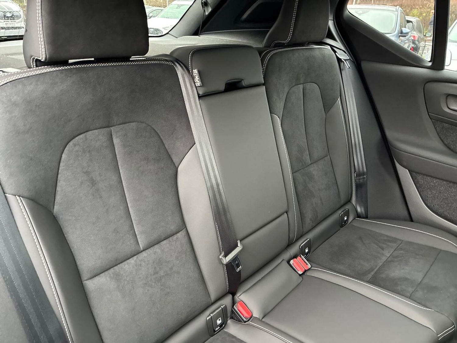 Used Volvo XC40 2025 for sale - 76963459: Photo 15