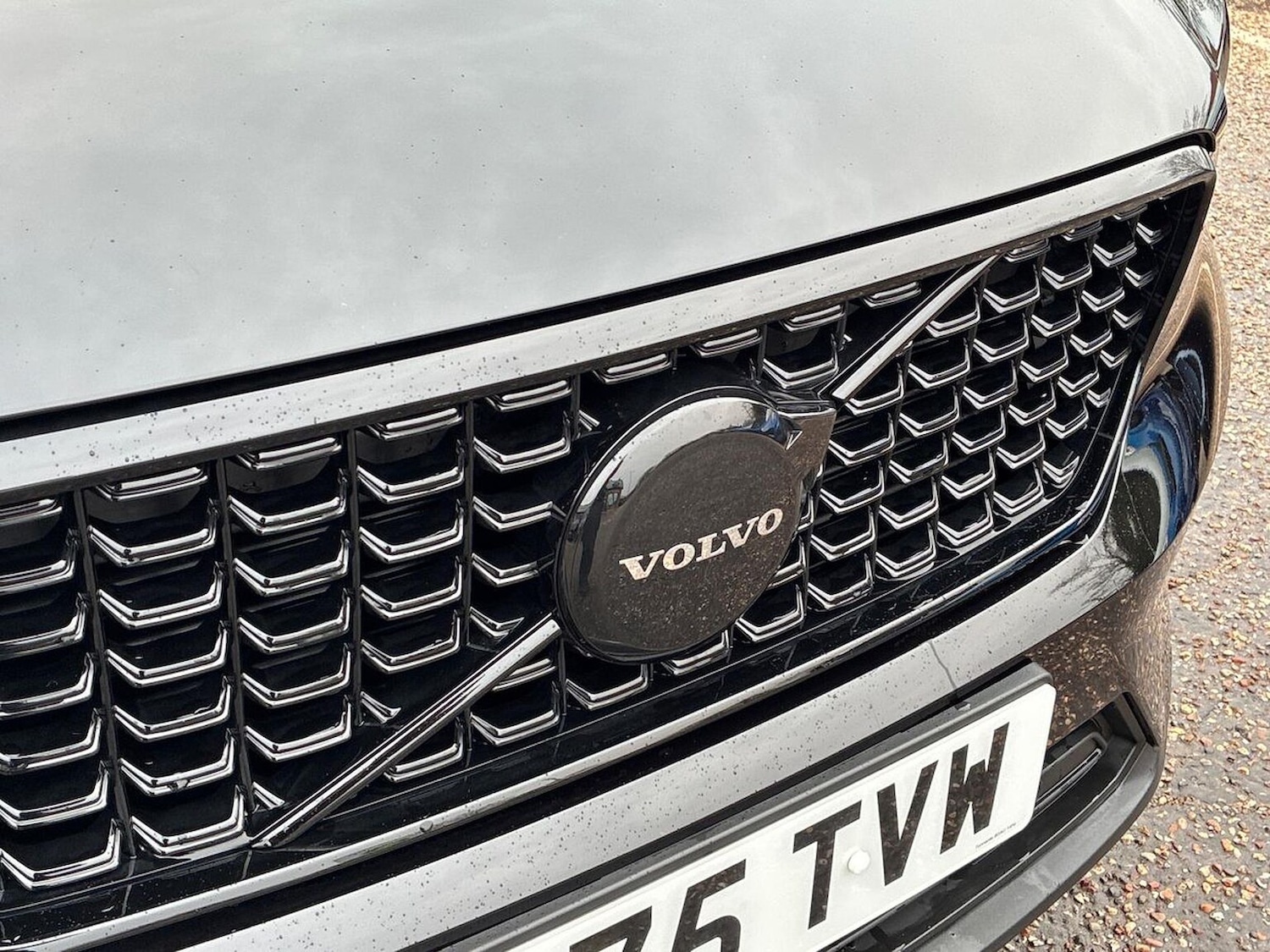 Used Volvo XC40 2025 for sale - 76963459: Photo 31