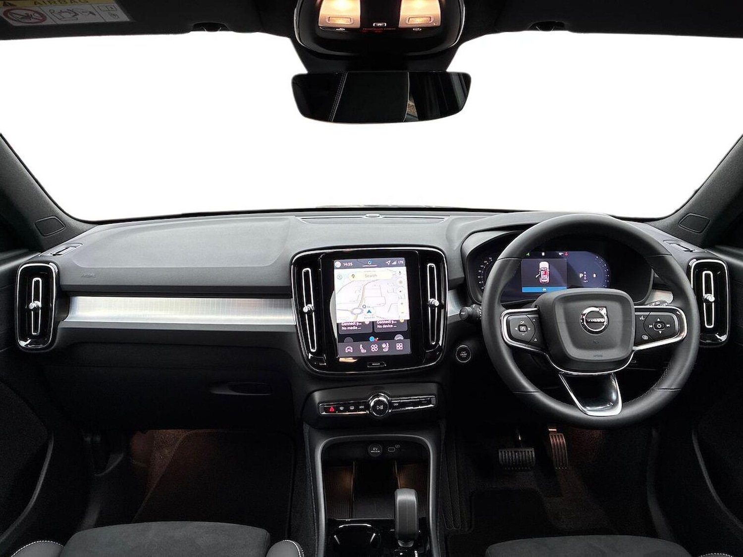 Used Volvo XC40 2025 for sale - 76963459: Photo 8