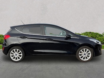 Used Ford Fiesta 2018 for sale - 76439786: Photo