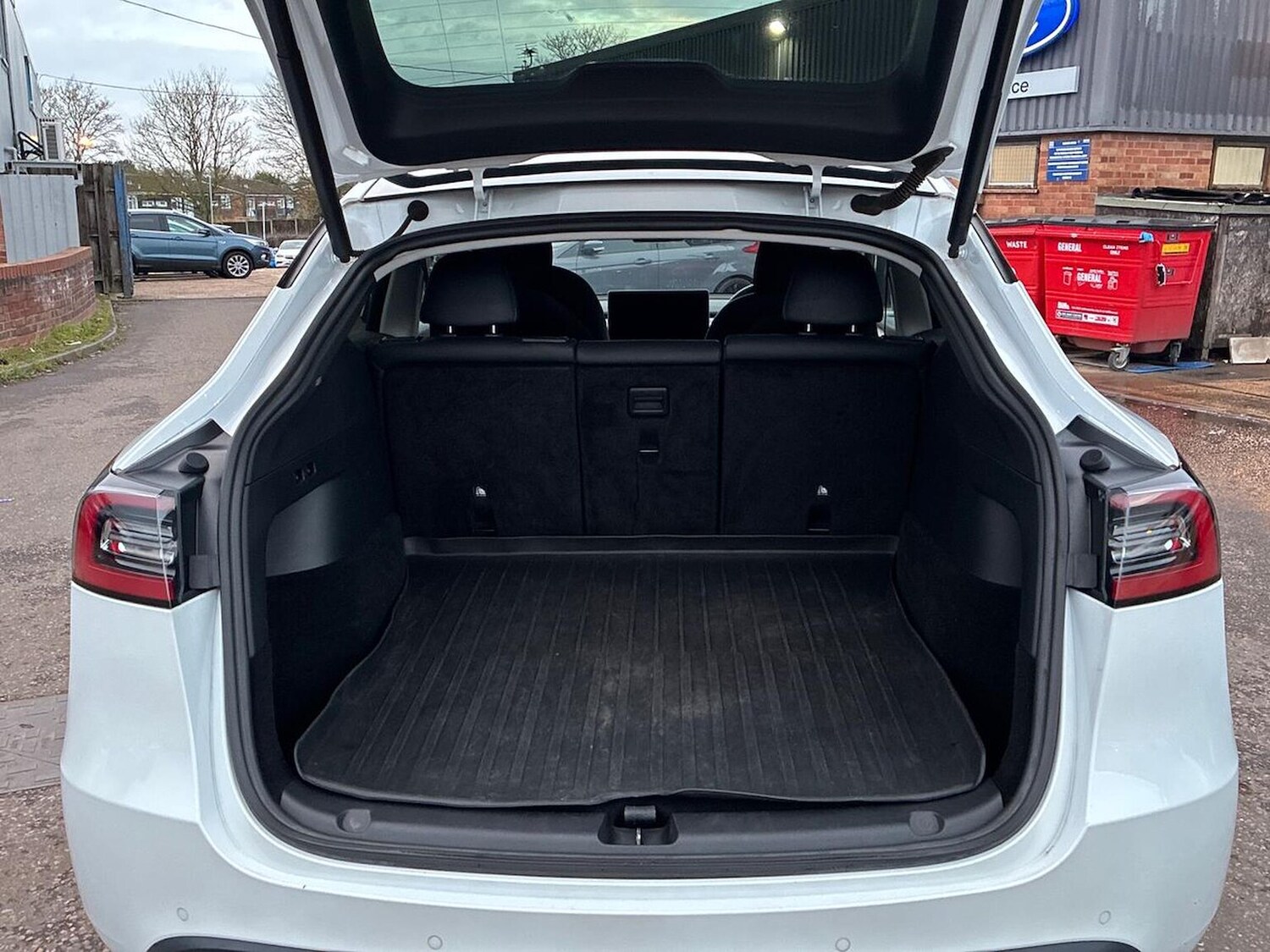 Used Tesla Model Y 2022 for sale - 76885016: Photo 17