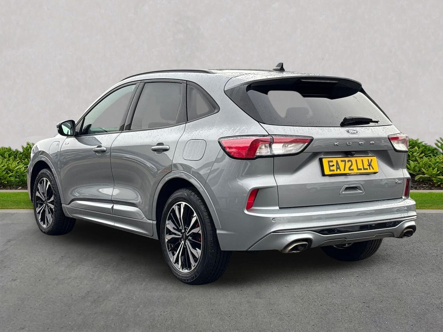 Used Ford Kuga 2022 for sale - 76969992: Photo 2