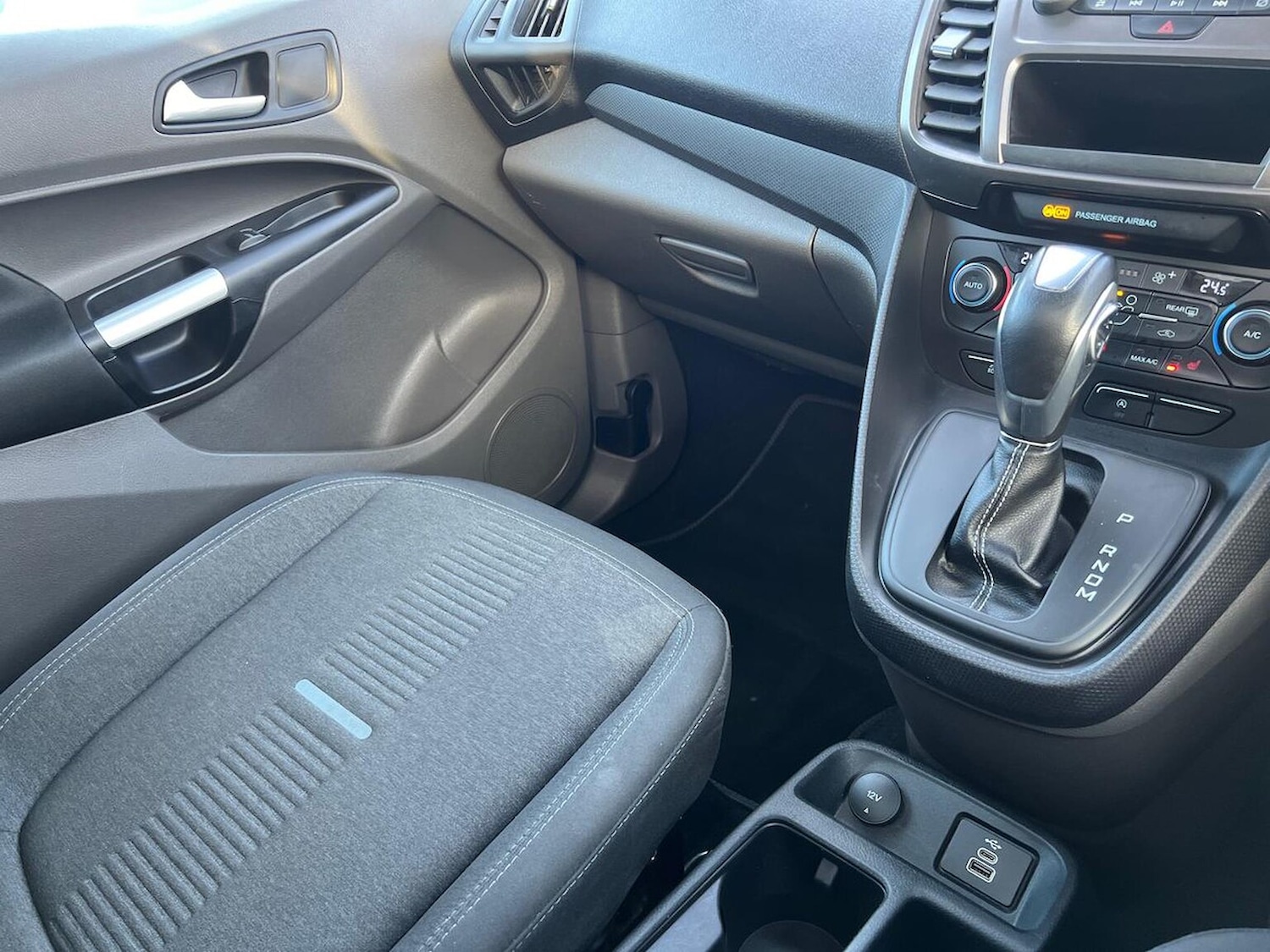 Used Ford Grand Tourneo Connect 2022 for sale - 76906313: Photo 13