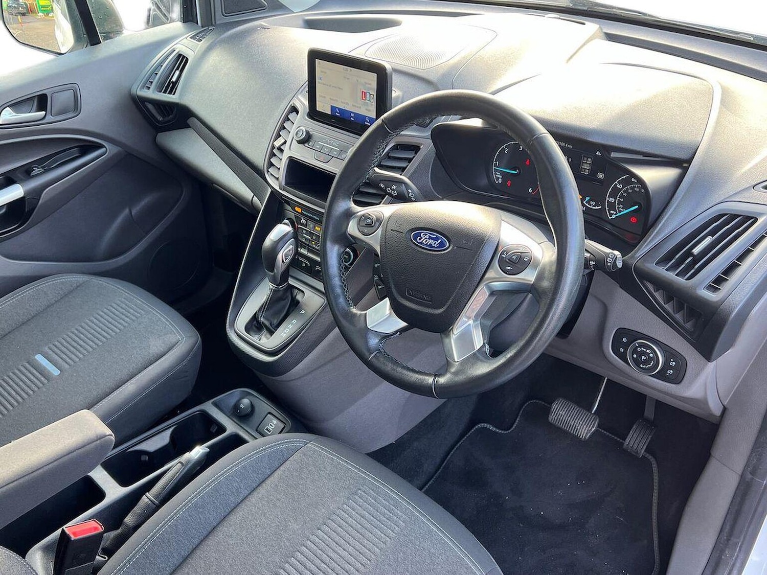 Used Ford Grand Tourneo Connect 2022 for sale - 76906313: Photo 15