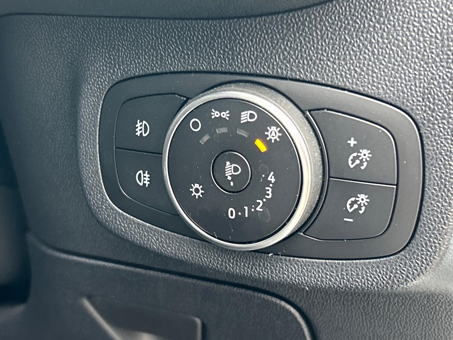 Used Ford Fiesta 2020 for sale - 76268289: Photo 22