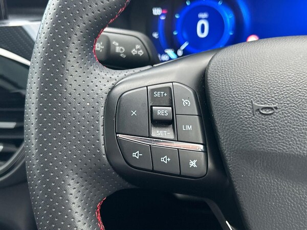 Used Ford Kuga 2022 for sale - 76082469: Photo 26