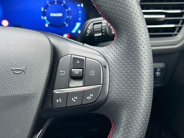 Used Ford Kuga 2022 for sale - 76082469: Photo 27