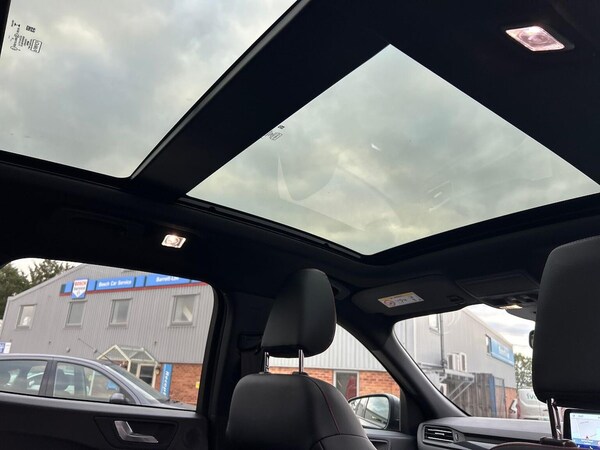 Used Ford Kuga 2022 for sale - 76082469: Photo 32