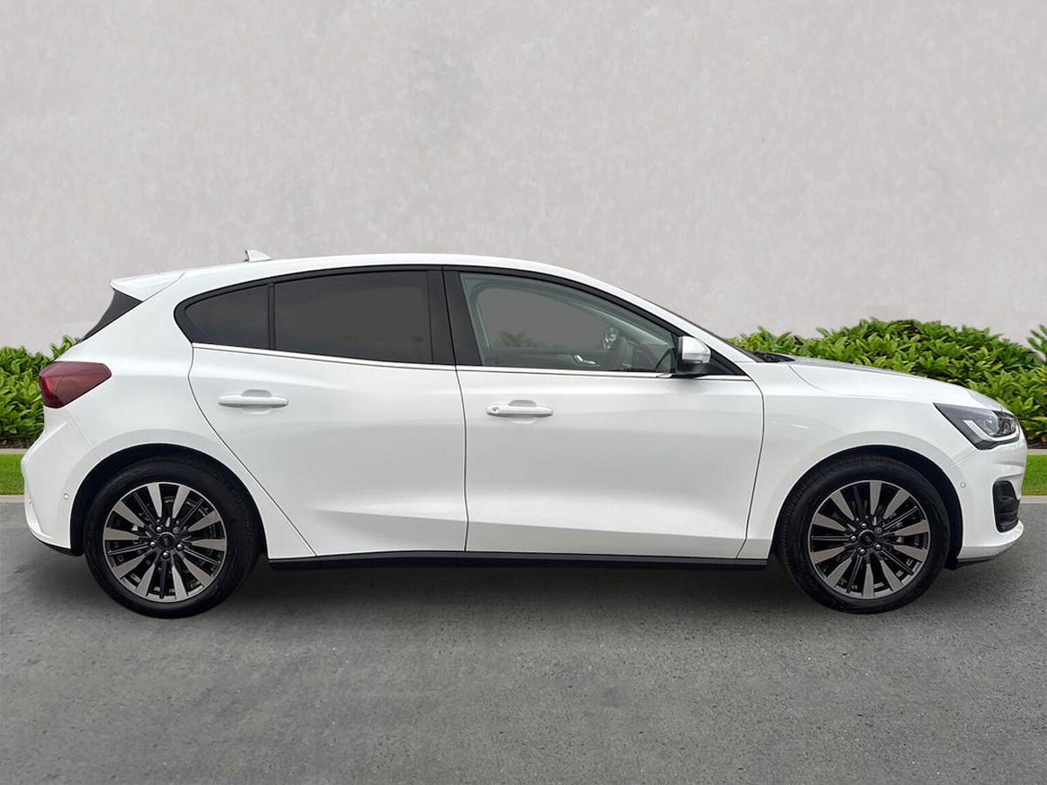 Used Ford Focus 2025 for sale - 76352499: Photo 3