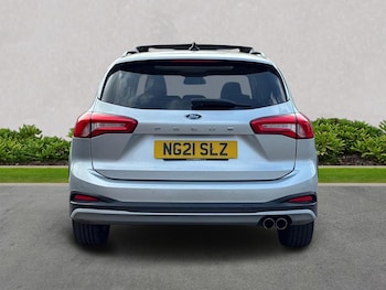 Used Ford Focus 2021 for sale - 78470203: Photo