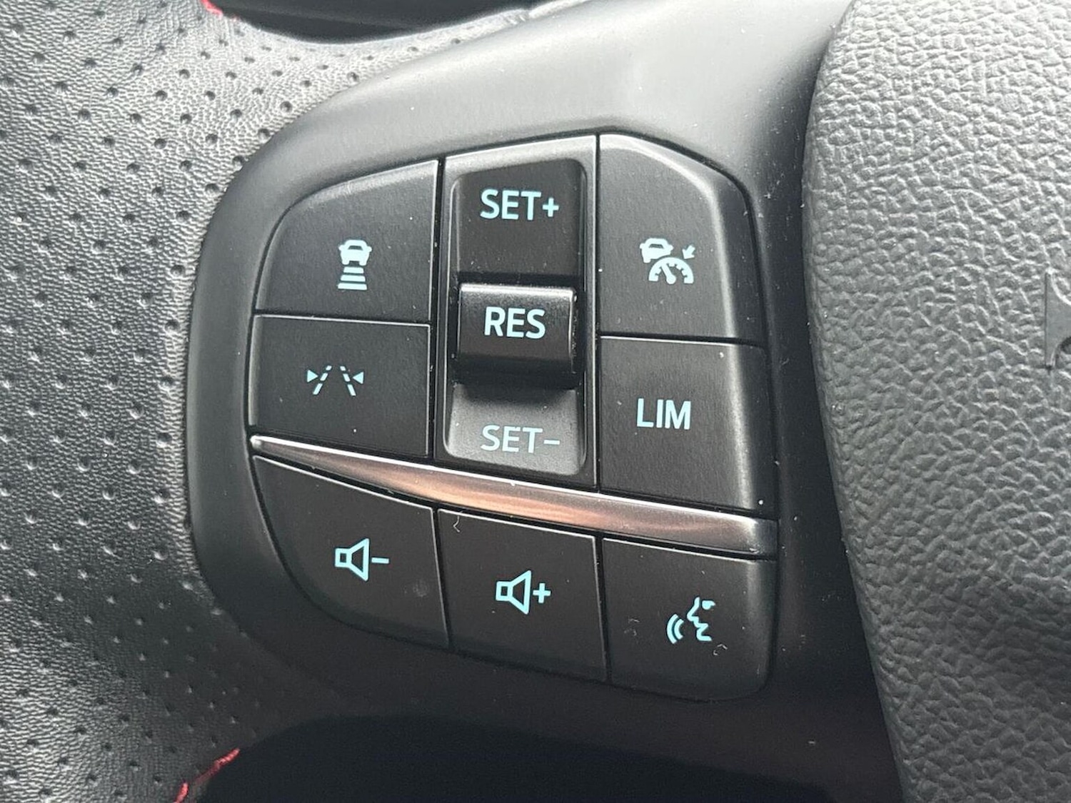 Used Ford Kuga 2025 for sale - 77056971: Photo 28