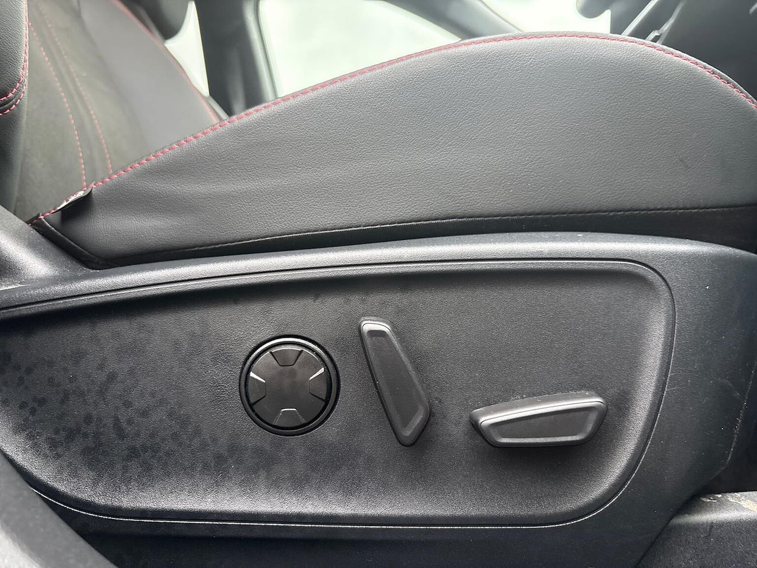 Used Ford Kuga 2025 for sale - 77056971: Photo 32