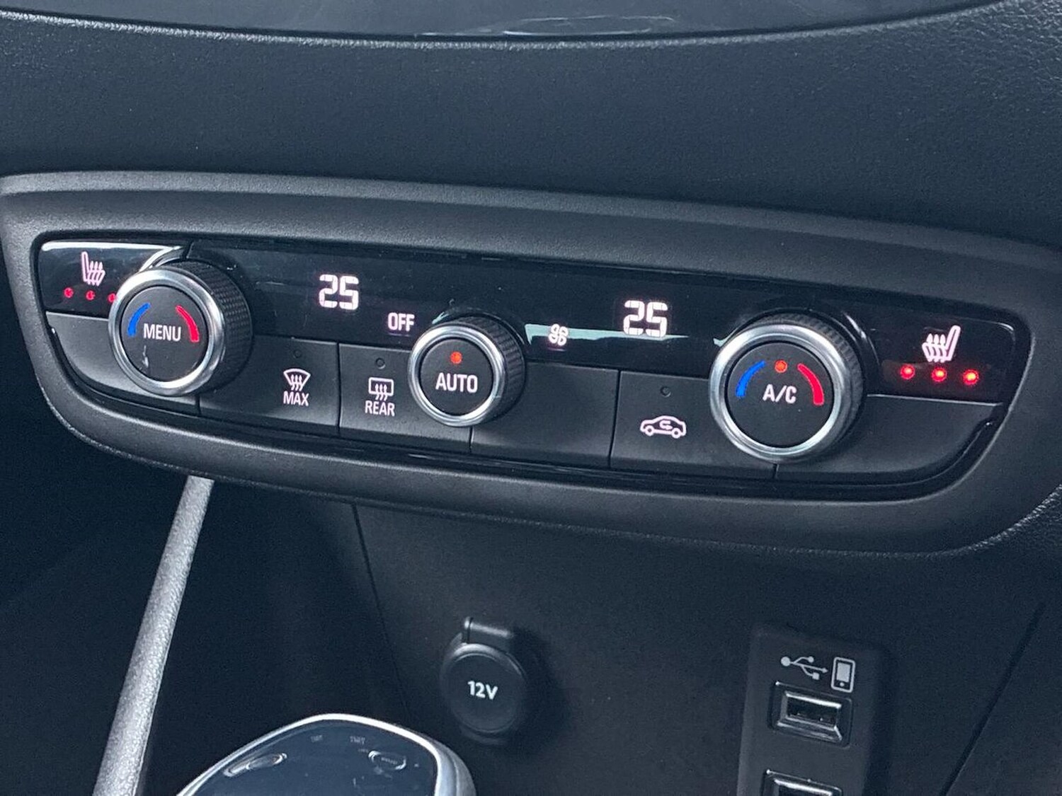 Used Vauxhall Crossland 2024 for sale - 77813374: Photo 12