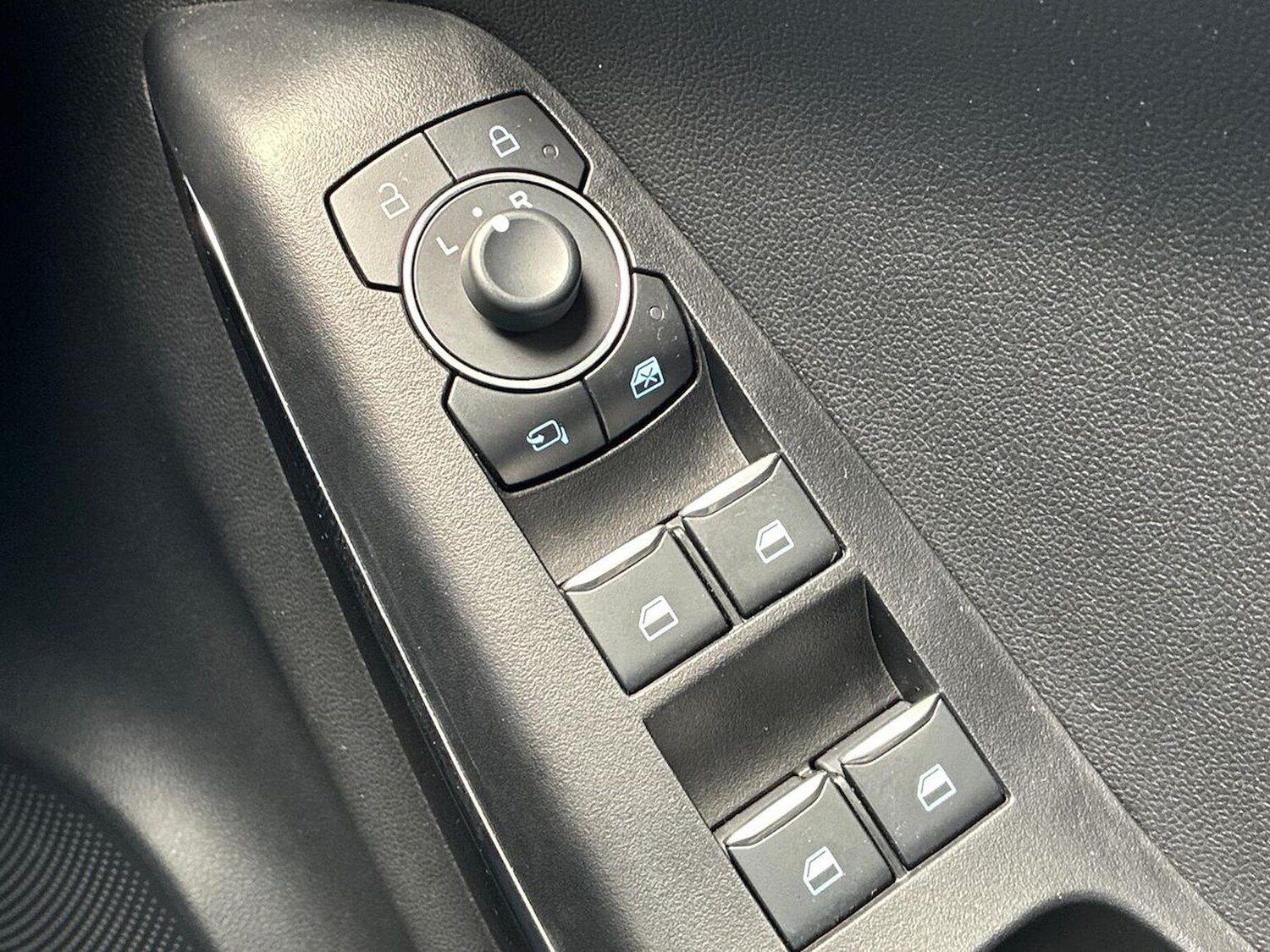 Used Ford Puma 2023 for sale - 78194596: Photo 23