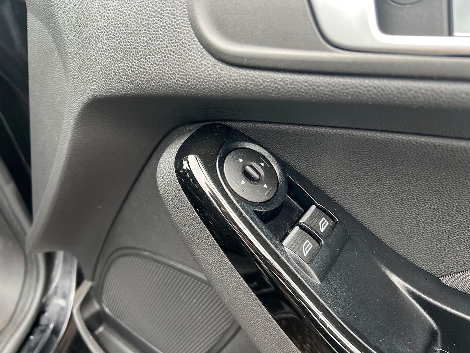 Used Ford Fiesta 2017 for sale - 76559839: Photo 21