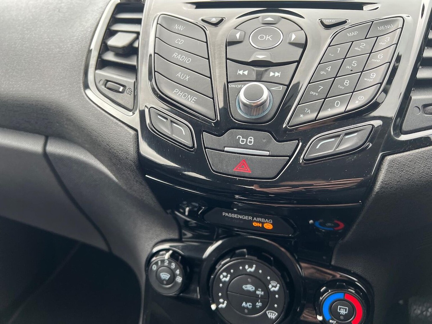 Used Ford Fiesta 2017 for sale - 76559839: Photo 22