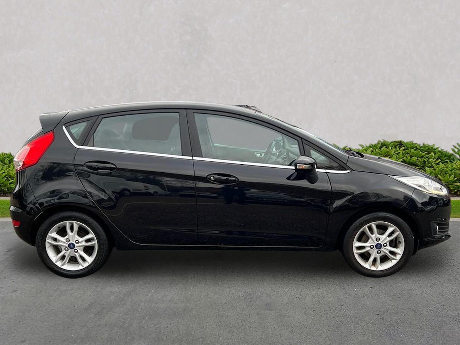 Used Ford Fiesta 2017 for sale - 76559839: Photo 3