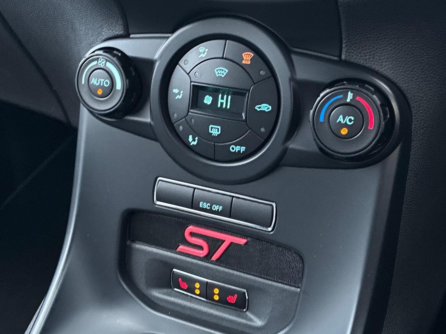 Used Ford Fiesta 2016 for sale - 76885017: Photo 12