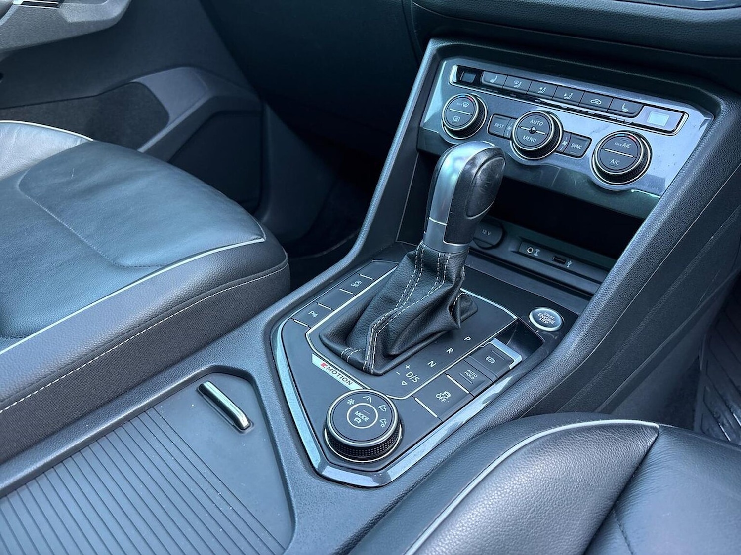 Used Volkswagen Tiguan 2017 for sale - 76778297: Photo 13