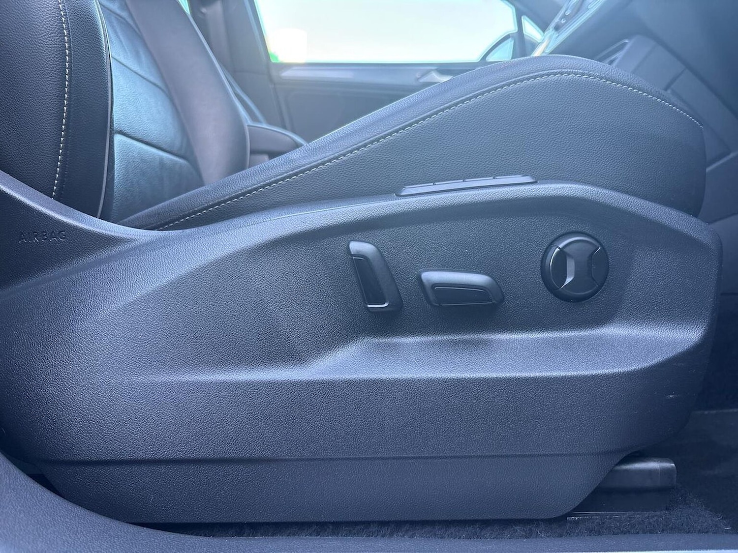 Used Volkswagen Tiguan 2017 for sale - 76778297: Photo 30