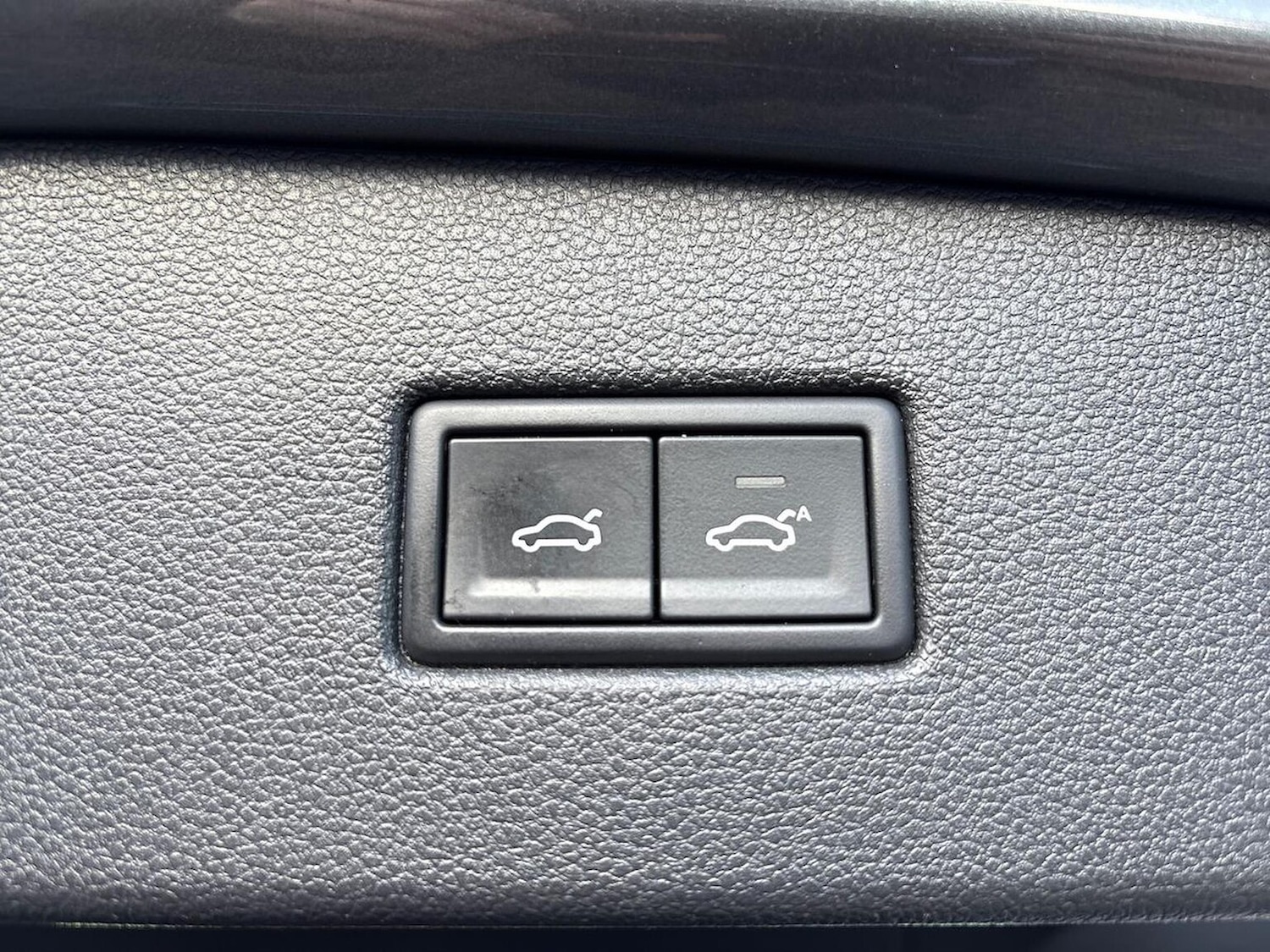 Used Volkswagen Tiguan 2017 for sale - 76778297: Photo 37