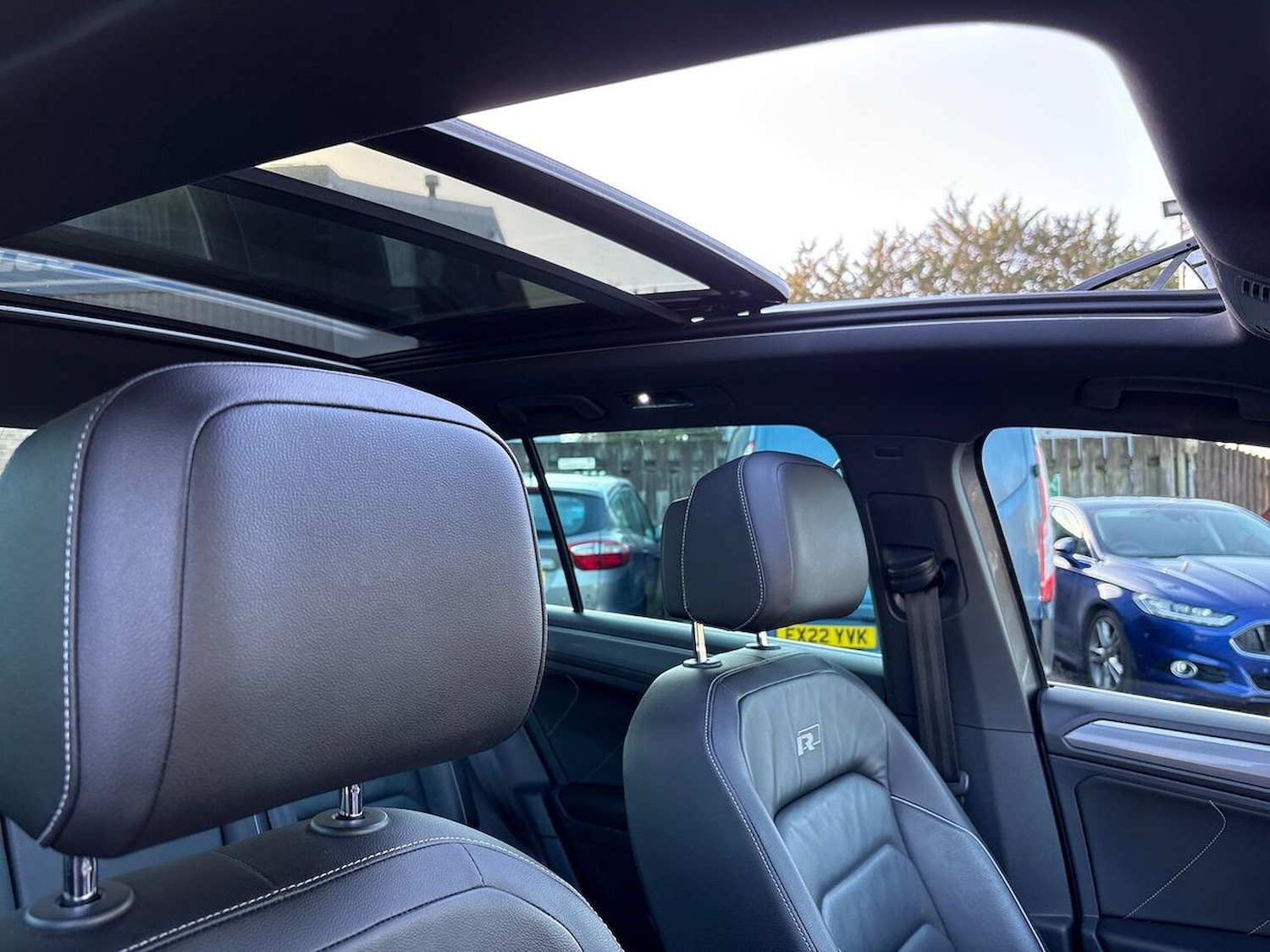 Used Volkswagen Tiguan 2017 for sale - 76778297: Photo 38