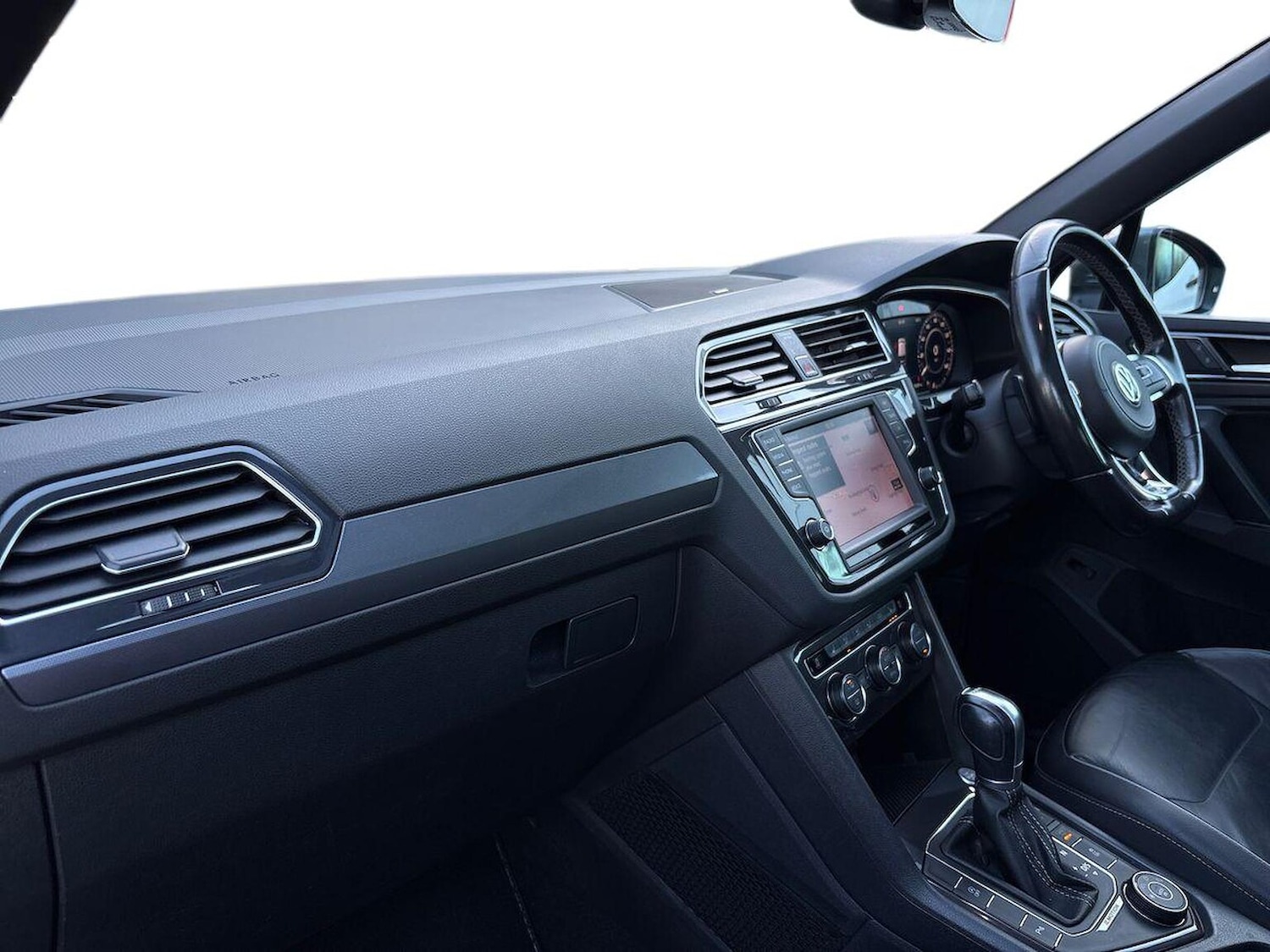 Used Volkswagen Tiguan 2017 for sale - 76778297: Photo 7