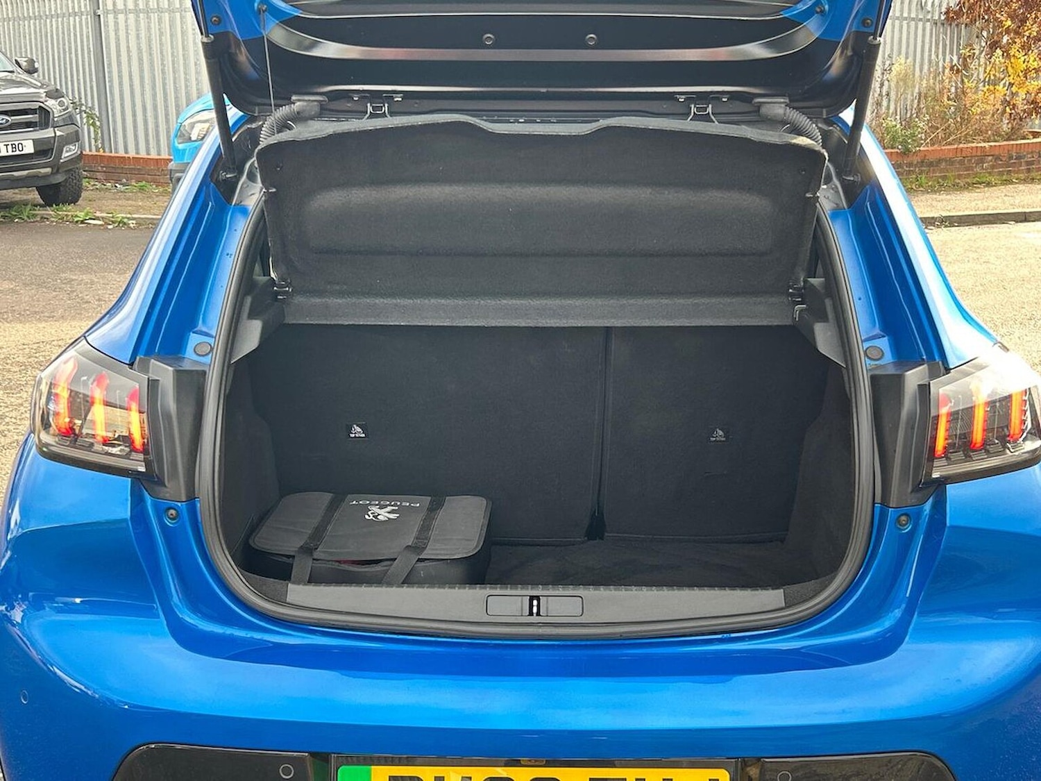 Used Peugeot 208 2022 for sale - 76518599: Photo 17