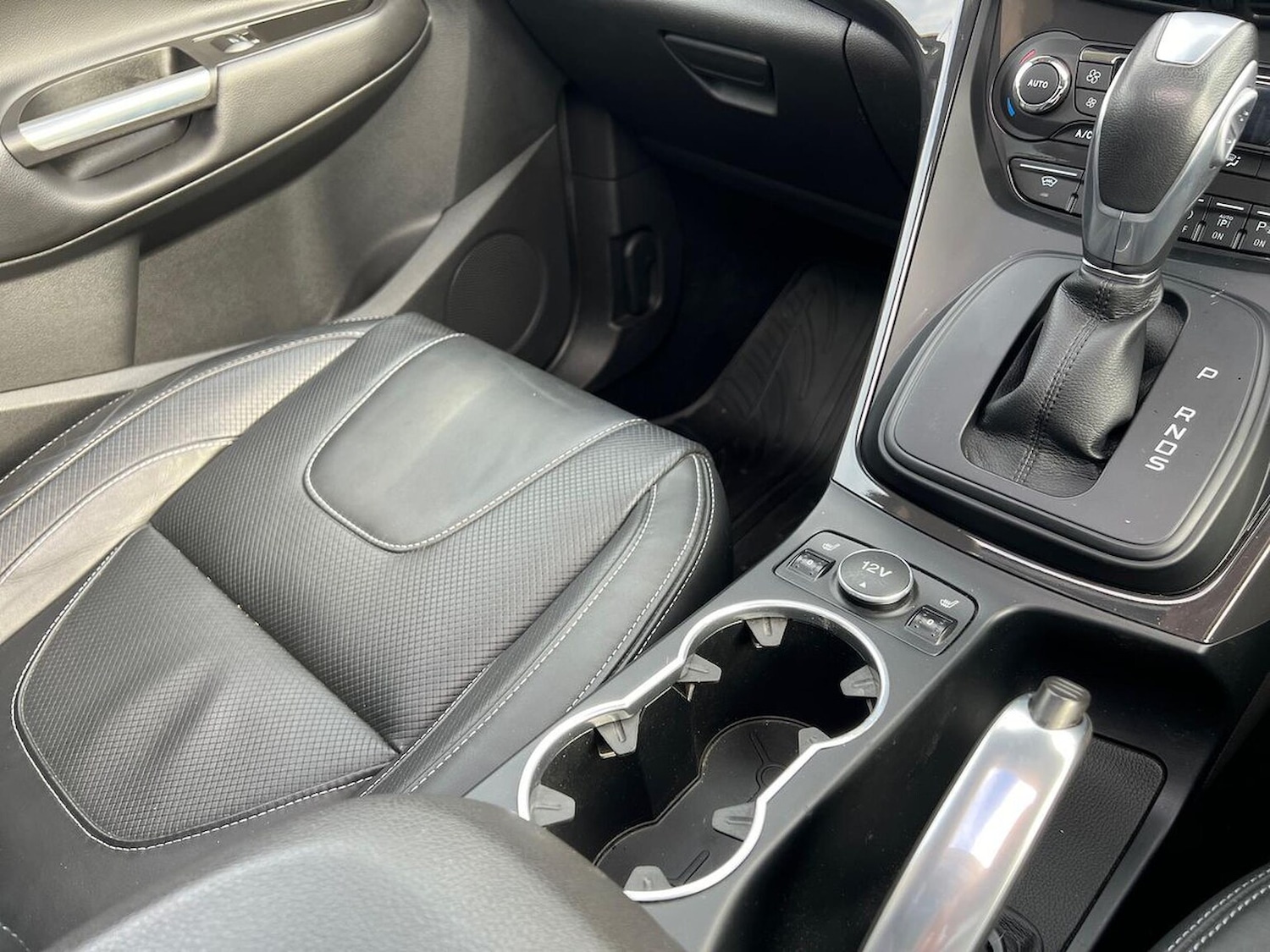 Used Ford Kuga 2016 for sale - 76559835: Photo 13