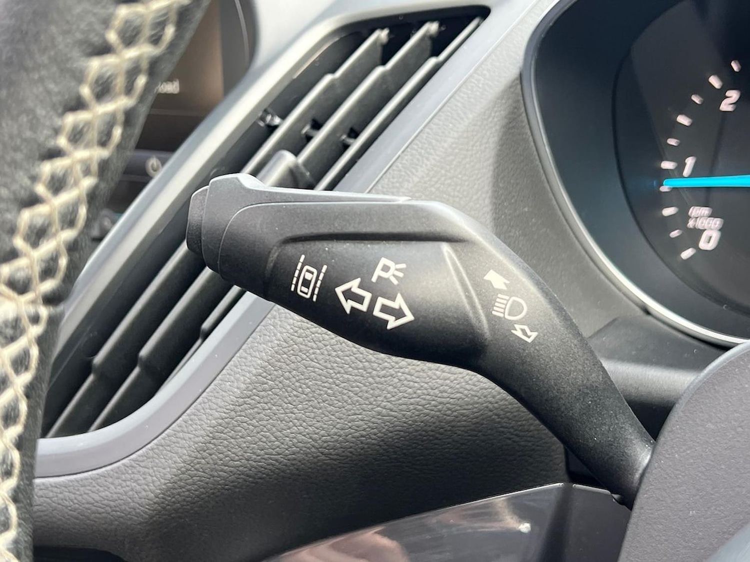 Used Ford Kuga 2016 for sale - 76559835: Photo 28