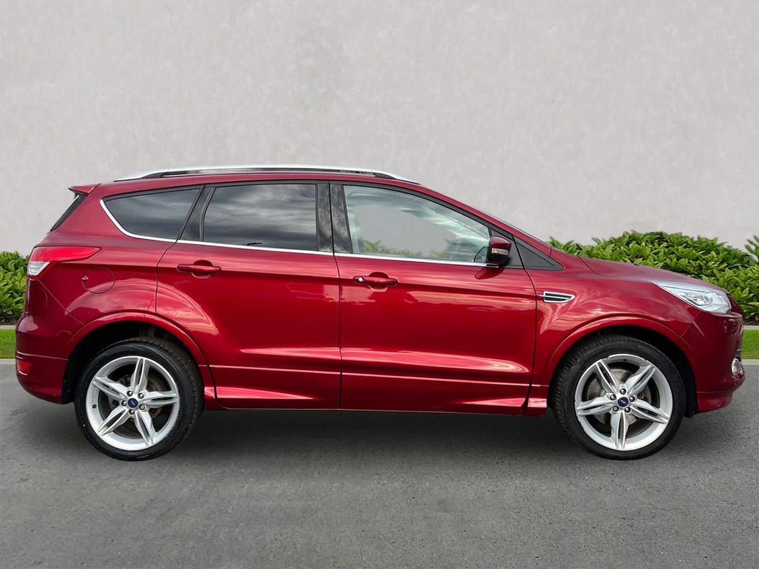 Used Ford Kuga 2016 for sale - 76559835: Photo 3