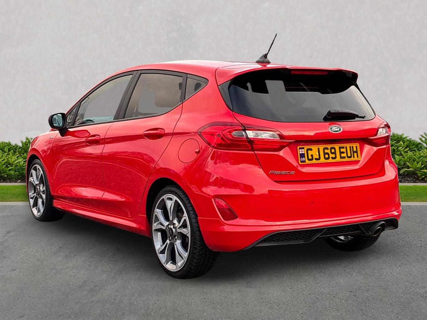 Used Ford Fiesta 2019 for sale - 76951230: Photo 2