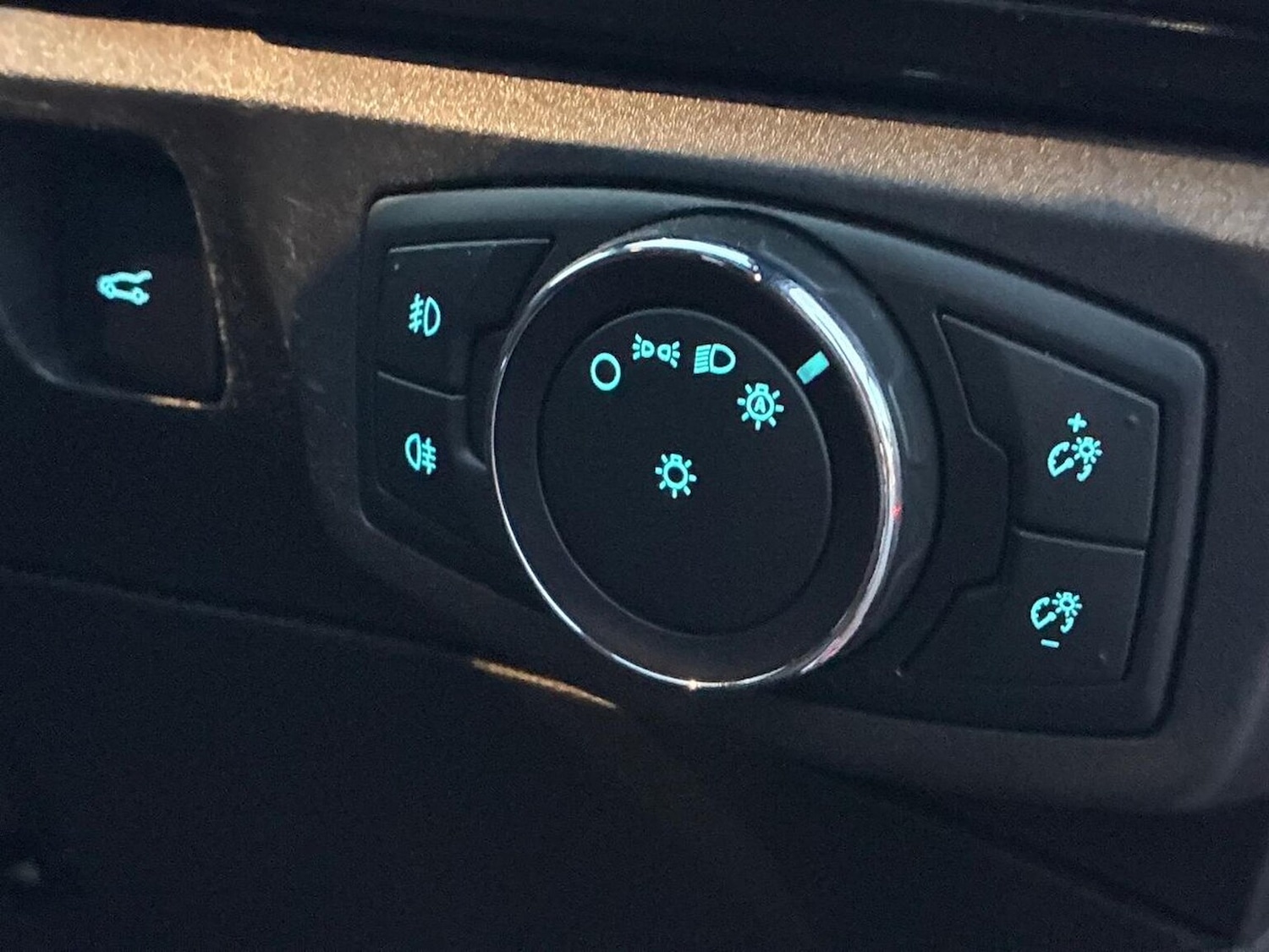 Used Ford Mondeo 2020 for sale - 77014908: Photo 24