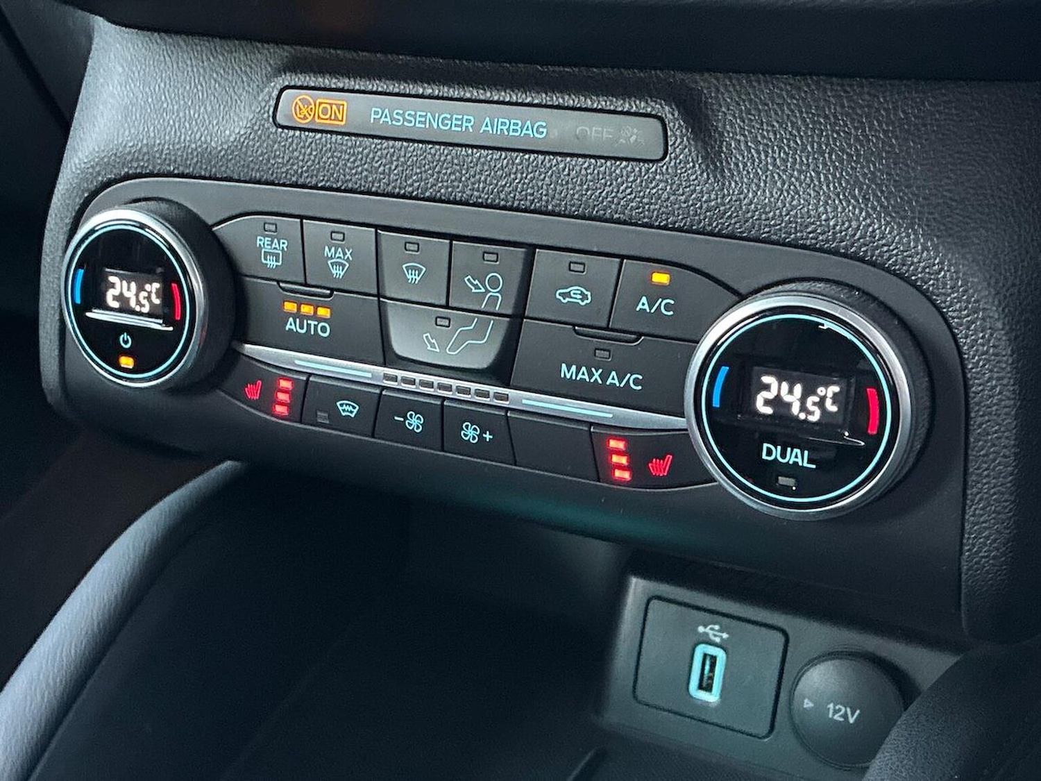 Used Ford Focus 2020 for sale - 76785175: Photo 12