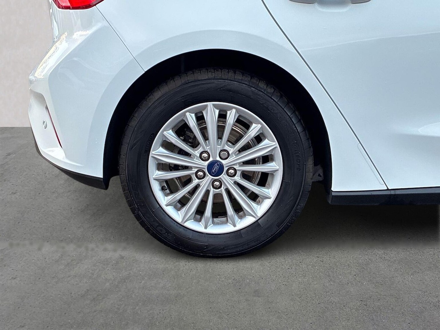 Used Ford Focus 2020 for sale - 76785175: Photo 6